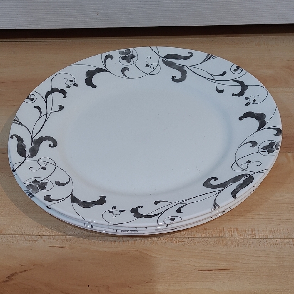 4 Corelle Faenza dinner plates